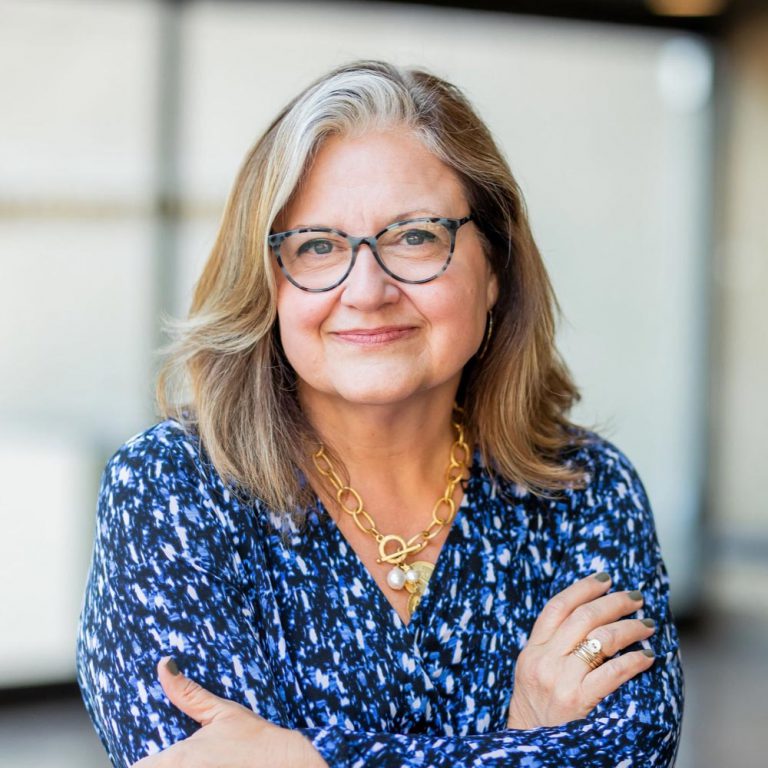 Headshot of Lyn Wineman, President & Chief Strategist