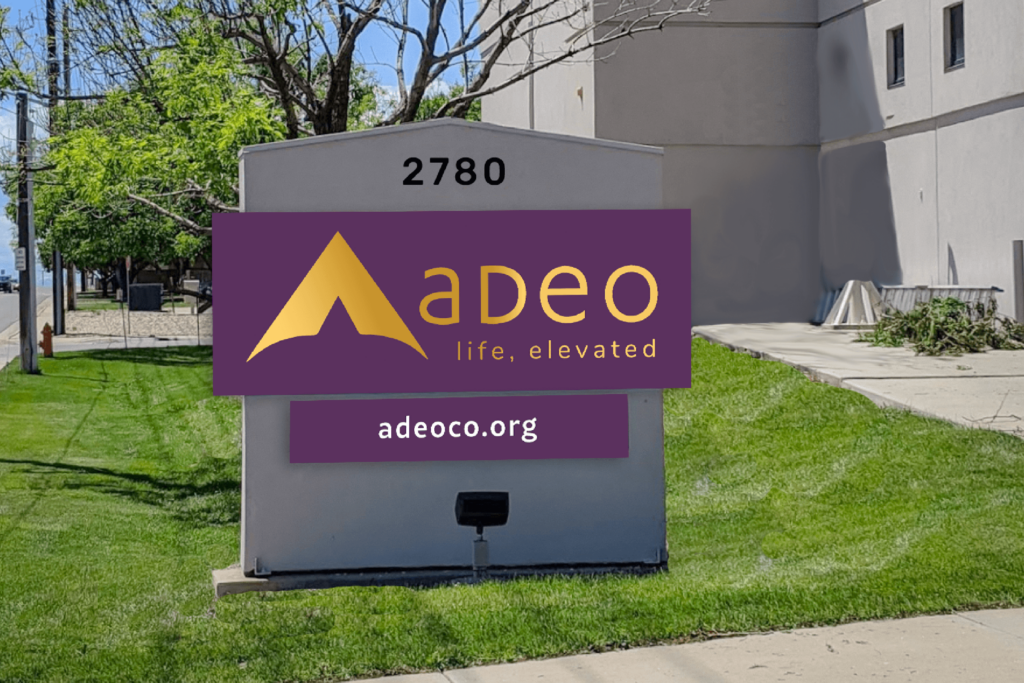 Image of the exterior signage at Adeo Colorado.